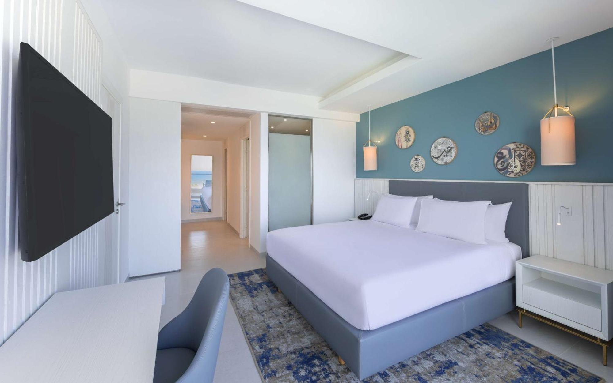 Suite mit 1 Schlafzimmer, Kingsize-Bett mit direktem Meerblick